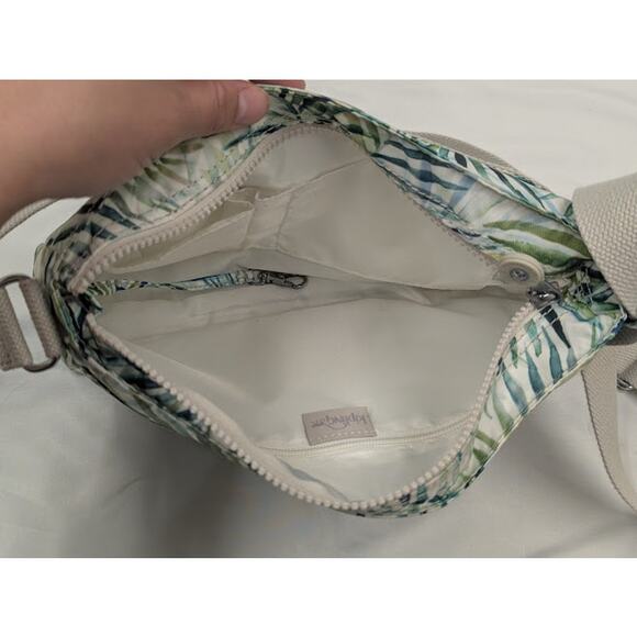 Kipling Angie Light Crossbody Bag Green Jungle Leaf Nylon Travel Bag - Picture 7 of 8